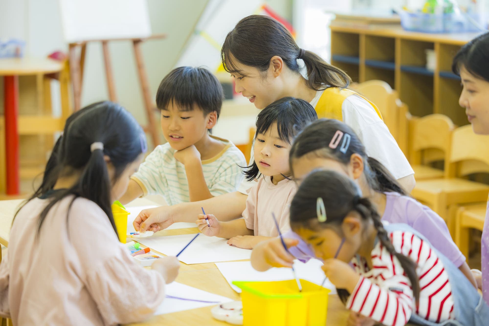 学童・放課後クラブでの活用:お迎えや急な変更連絡を確実に届ける
